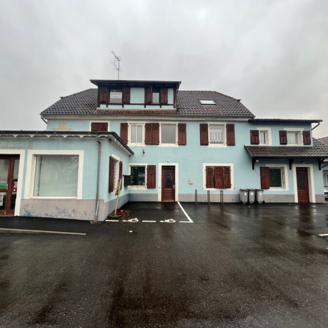 IMG_5684 675X675 | Isol Paint Transformation d’une Ancienne Pharmacie en Cabinet de Kinésithérapie à Sentheim : Une Isolation Extérieure Réussie Wittelsheim 2