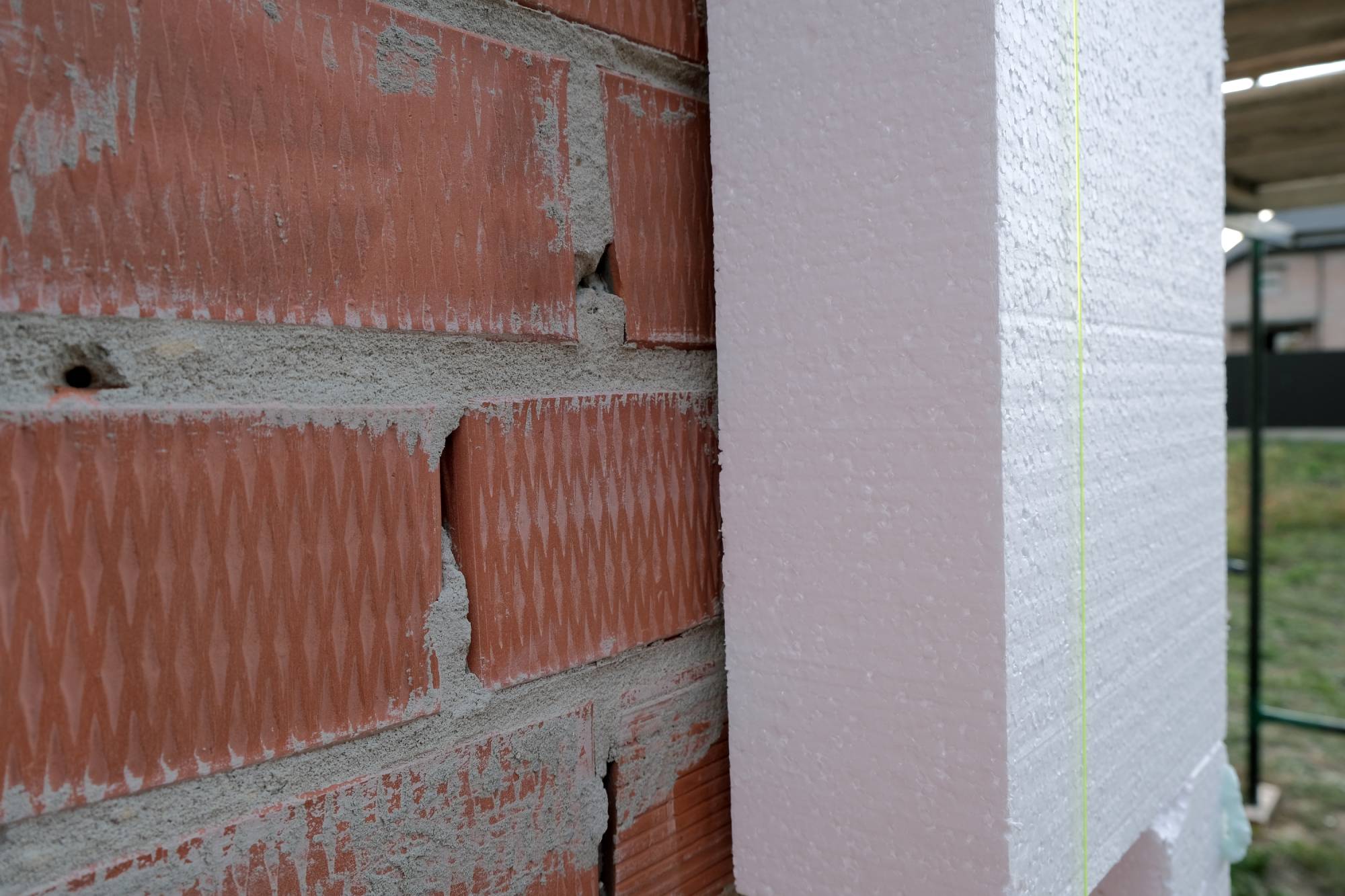 6 signes indiquant qu’il est temps de r&eacute;nover l’isolation de votre fa&ccedil;ade Belfort