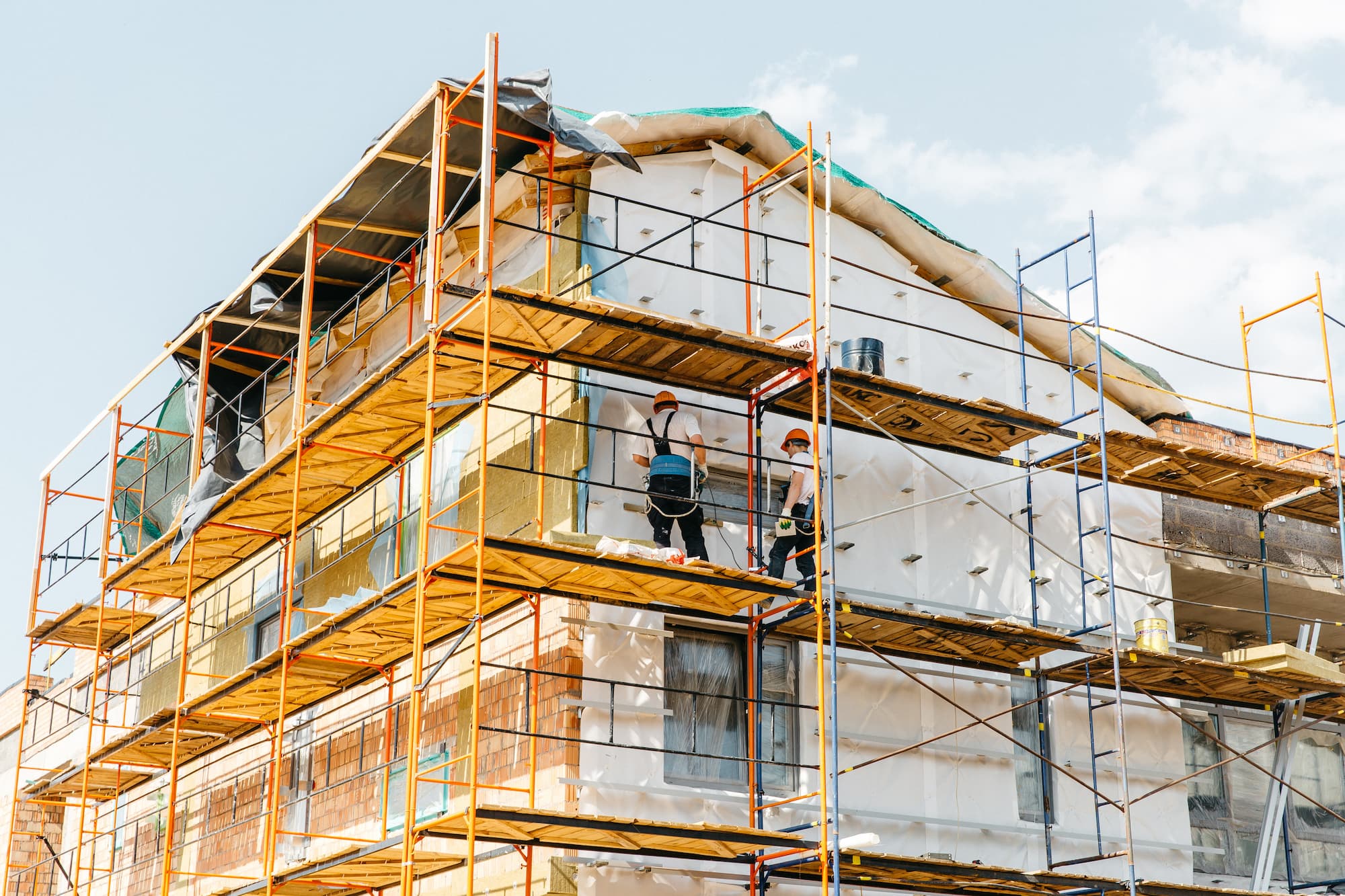 ECHAFAUDAGE_FACADE | Isol Paint Quelles sont les contraintes de chantier pour un ravalement de façade (échafaudage, accès) ? Cernay 0